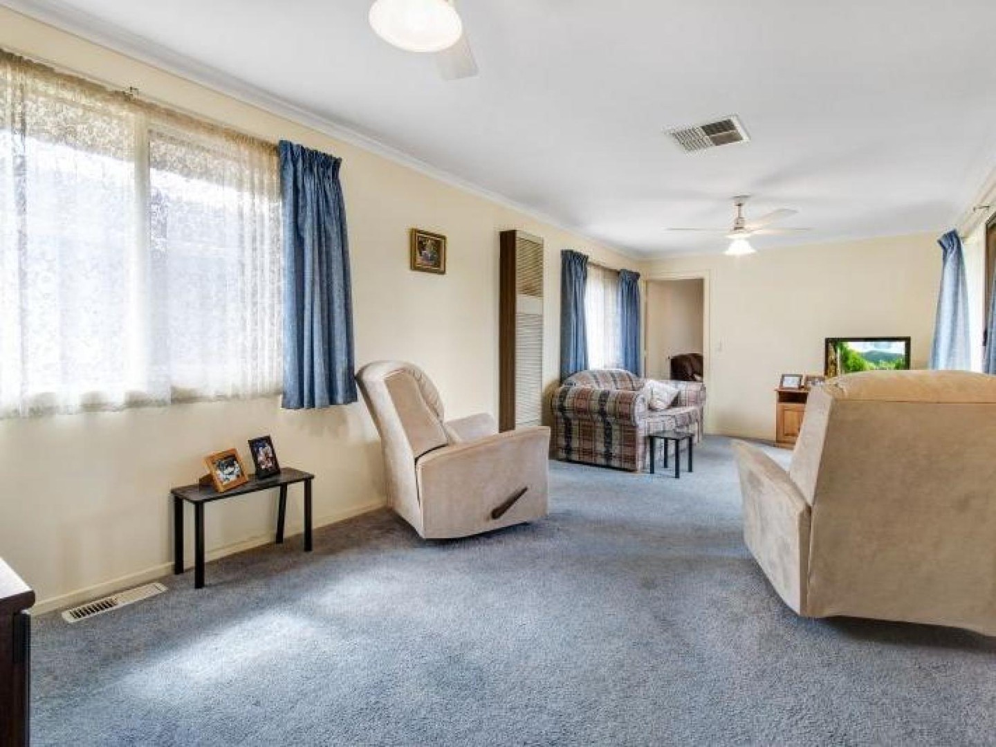 22 Wills Road, Melton South, VIC 3338 - Thumbnail 2 - 22/04/2025