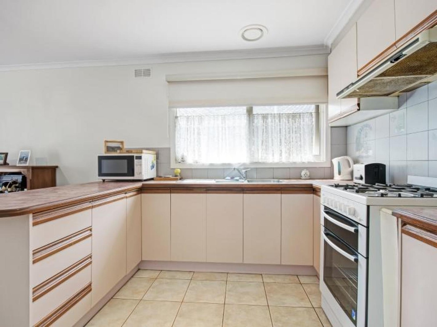 22 Wills Road, Melton South, VIC 3338, Melton South - Thumbnail 5