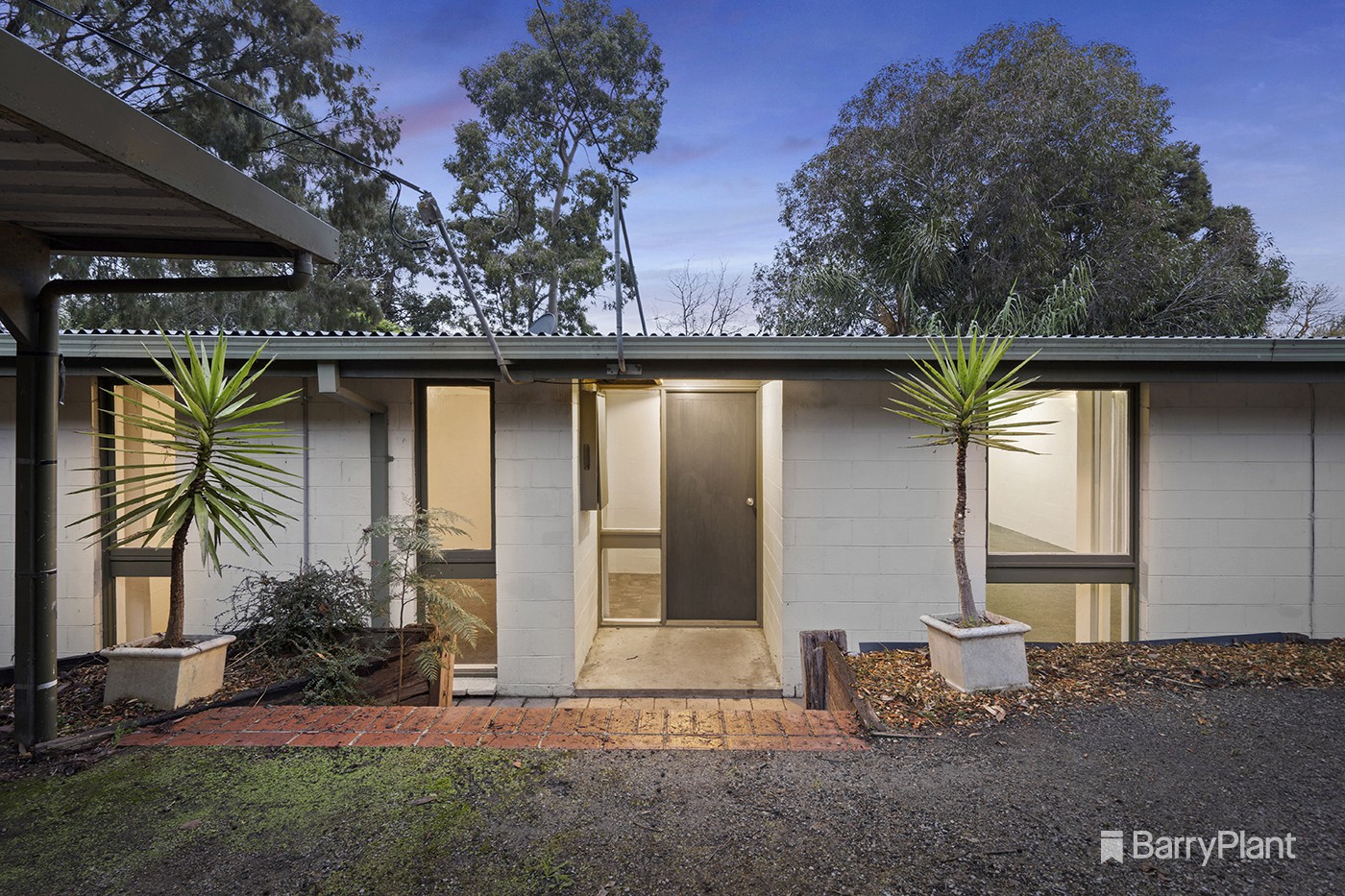 22 Winnetka Drive, Lilydale, VIC 3140 - Thumbnail 2 - 27/07/2023