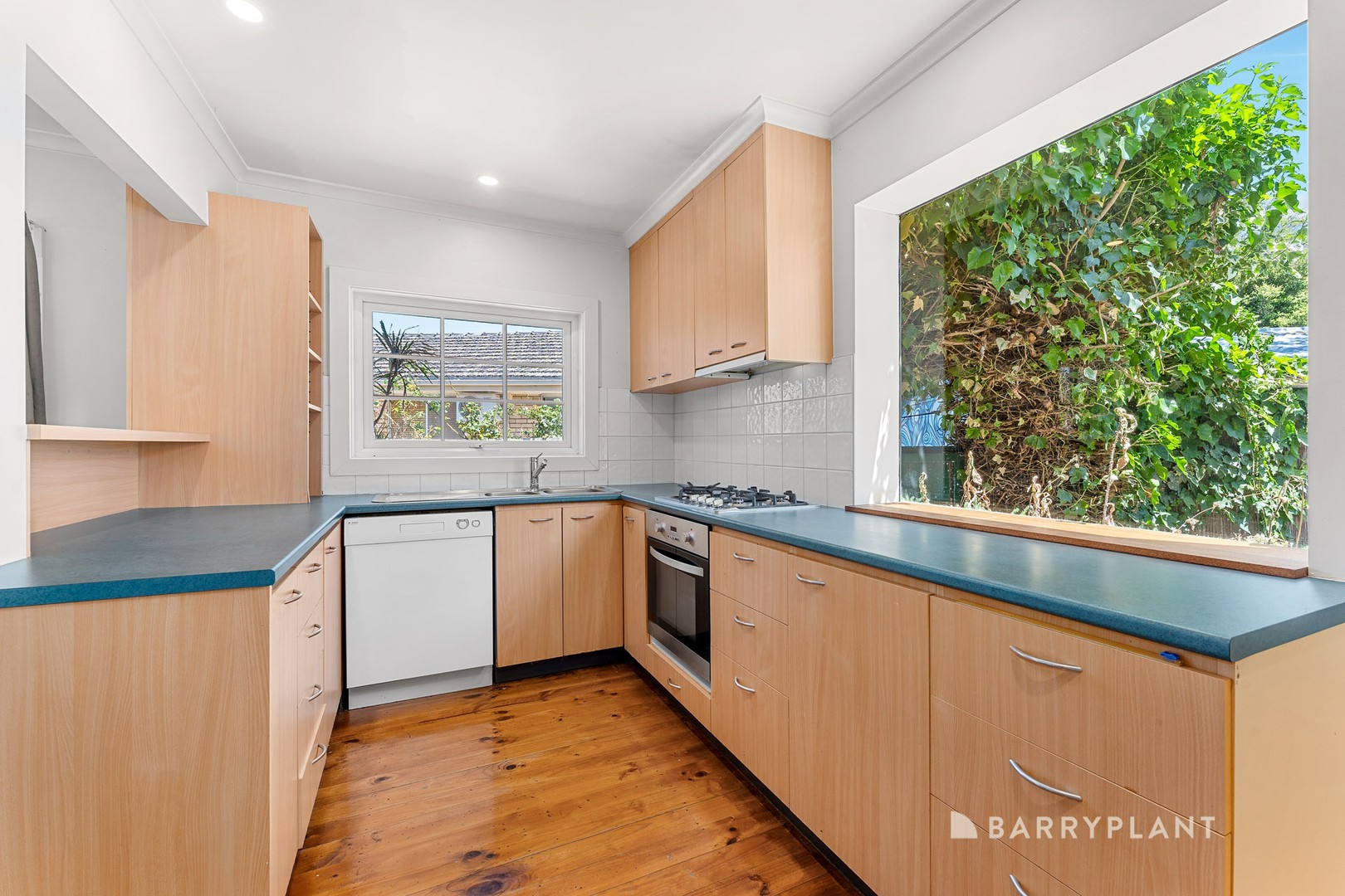22 Yerrawa Drive, Watsonia, VIC 3087, Watsonia - Thumbnail 3