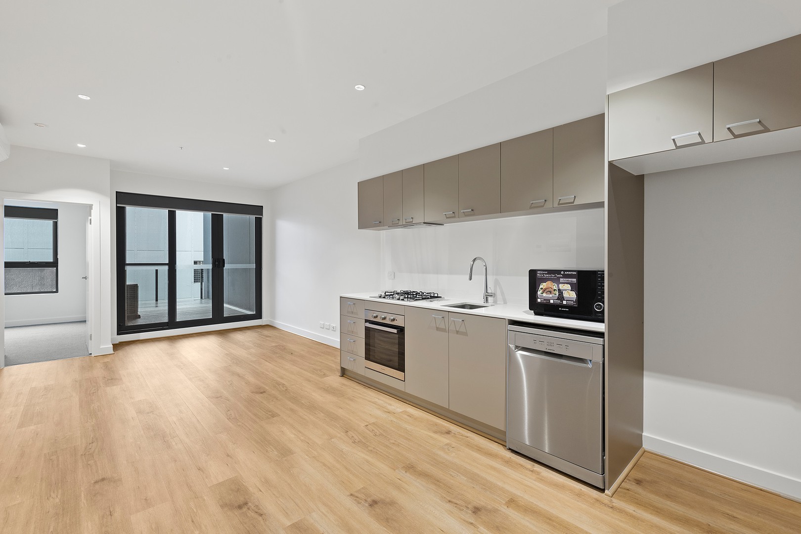 220/16 Clyde Mall Street, Frankston, VIC 3199 - Thumbnail 2 - 24/07/2025