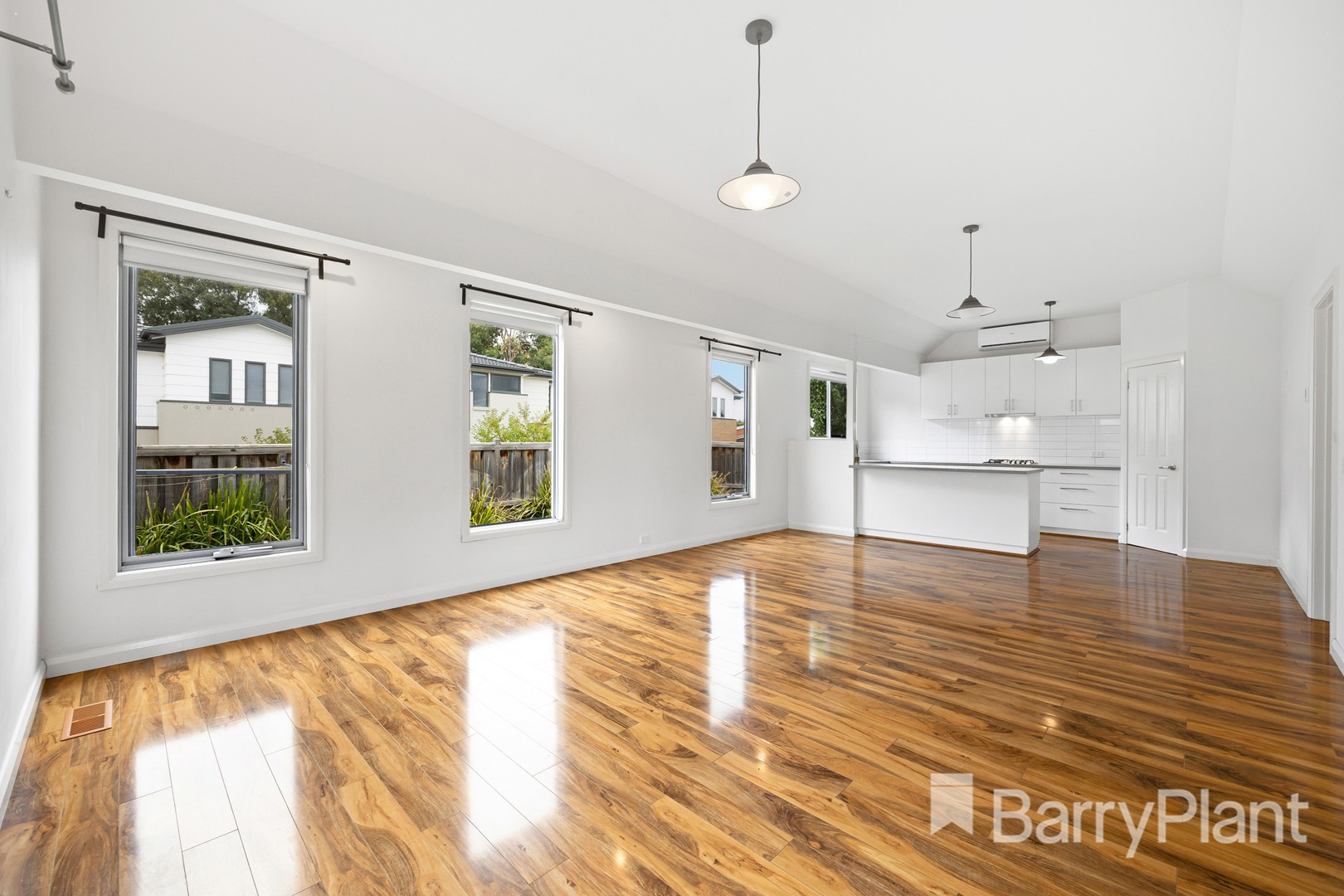 220 Clayton Street, Canadian, VIC 3350, Canadian - Thumbnail 4