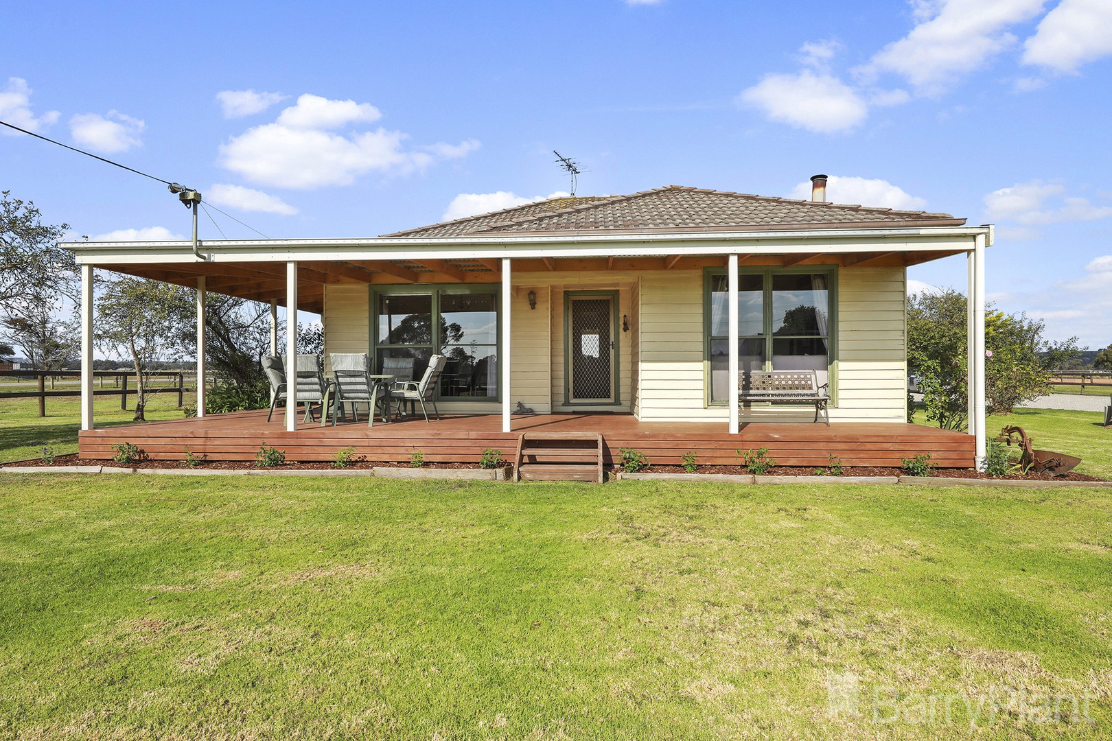 220 Sand Road, Longwarry, VIC 3816 - Thumbnail 1 - 18/03/2022