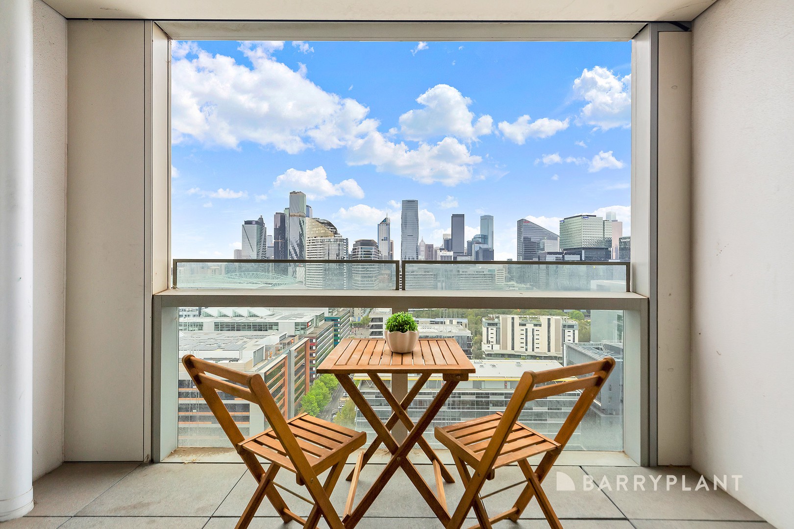 2202E/888 Collins Street, Docklands, VIC 3008, Docklands - Thumbnail 3