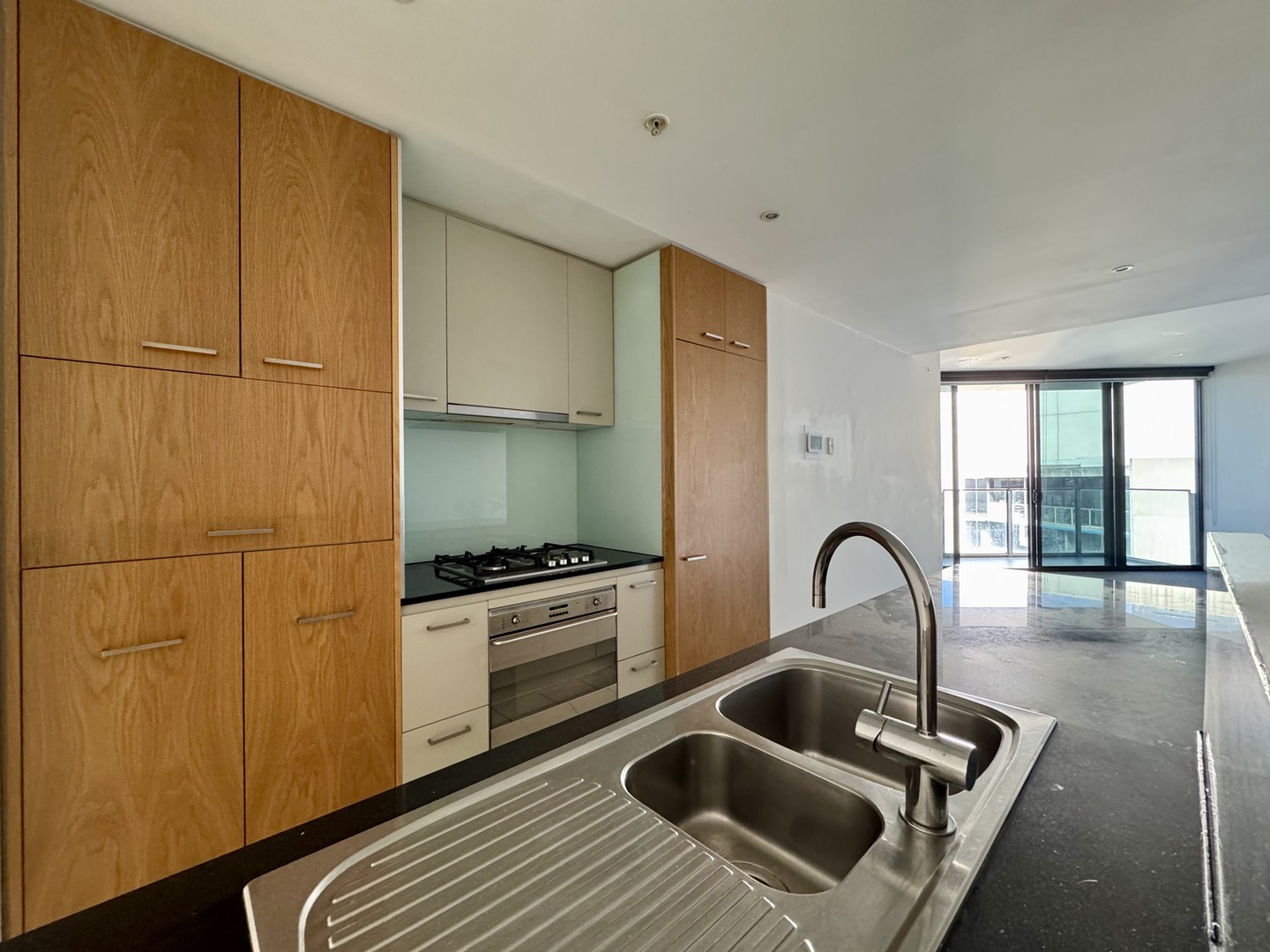 2204/15 Caravel Lane, Docklands, VIC 3008 - Thumbnail 1 - 15/09/2026