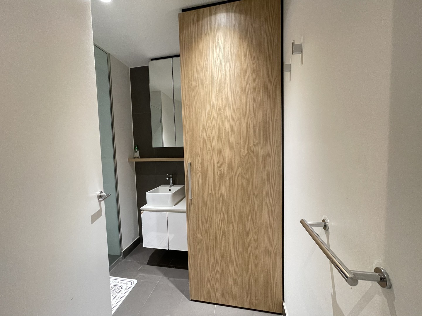 2204/315 La Trobe Street Street, Melbourne, VIC 3000 - Thumbnail 2 - 27/01/2022