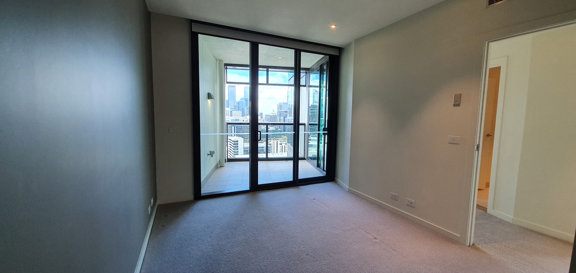 2206/9 Waterside Place, Docklands, VIC 3008, Docklands - Thumbnail 5