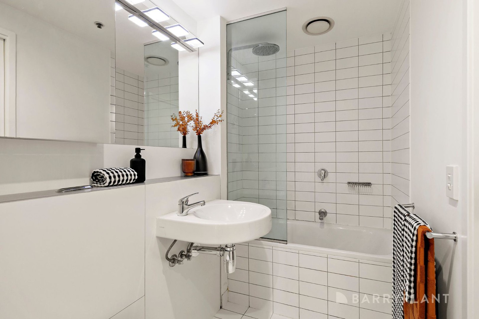 2207/620 Collins Street, Melbourne, VIC 3000, Melbourne - Thumbnail 6