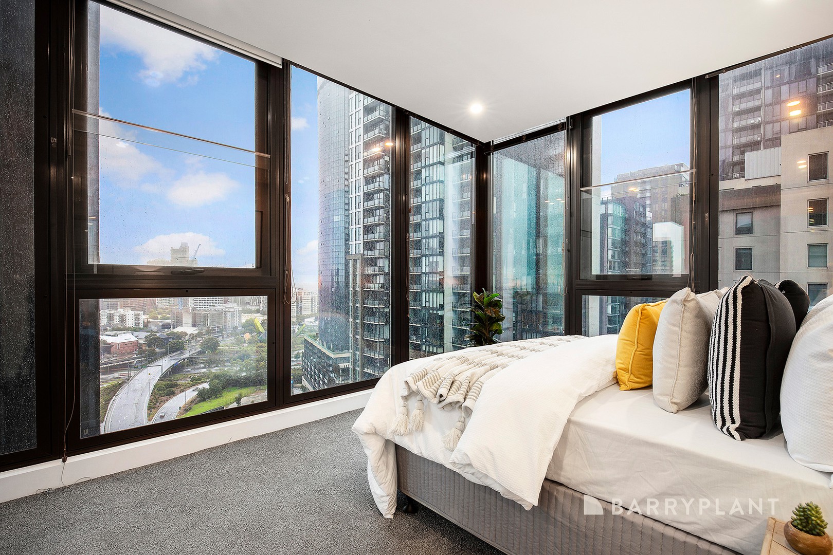 2213/151 City Road, Southbank, VIC 3006, Southbank - Thumbnail 3