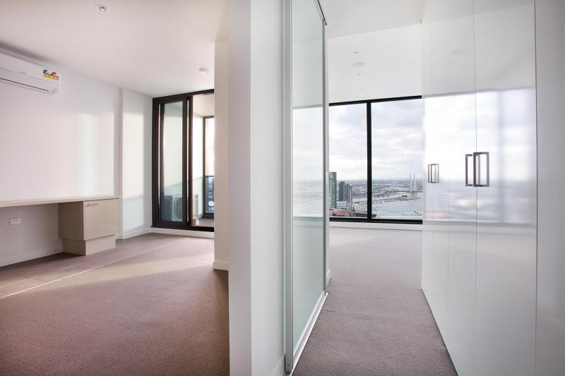 2216/220 Spencer Street, Melbourne, VIC 3000 - Thumbnail 2 - 01/08/2025