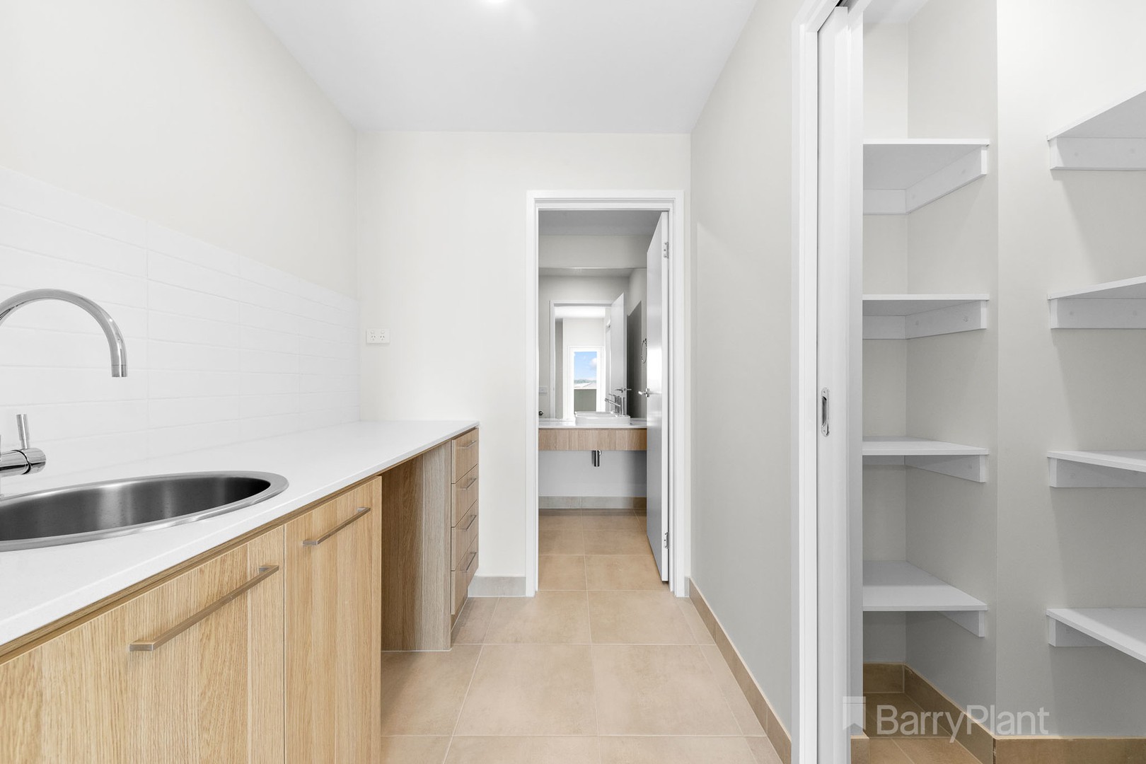 222 Carnival Boulevard, Berwick, VIC 3806, Berwick - Thumbnail 4