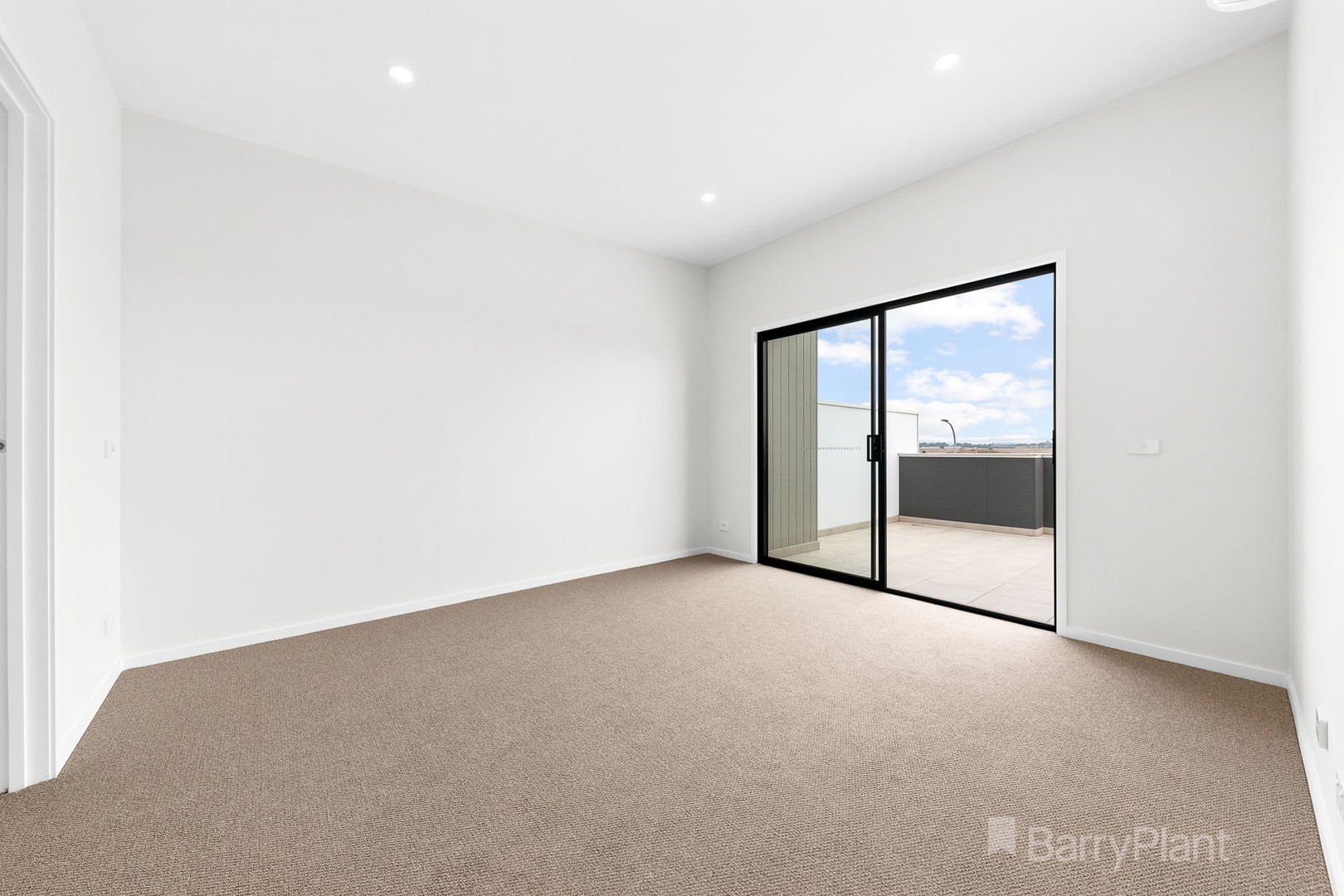222 Carnival Boulevard, Berwick, VIC 3806, Berwick - Thumbnail 6