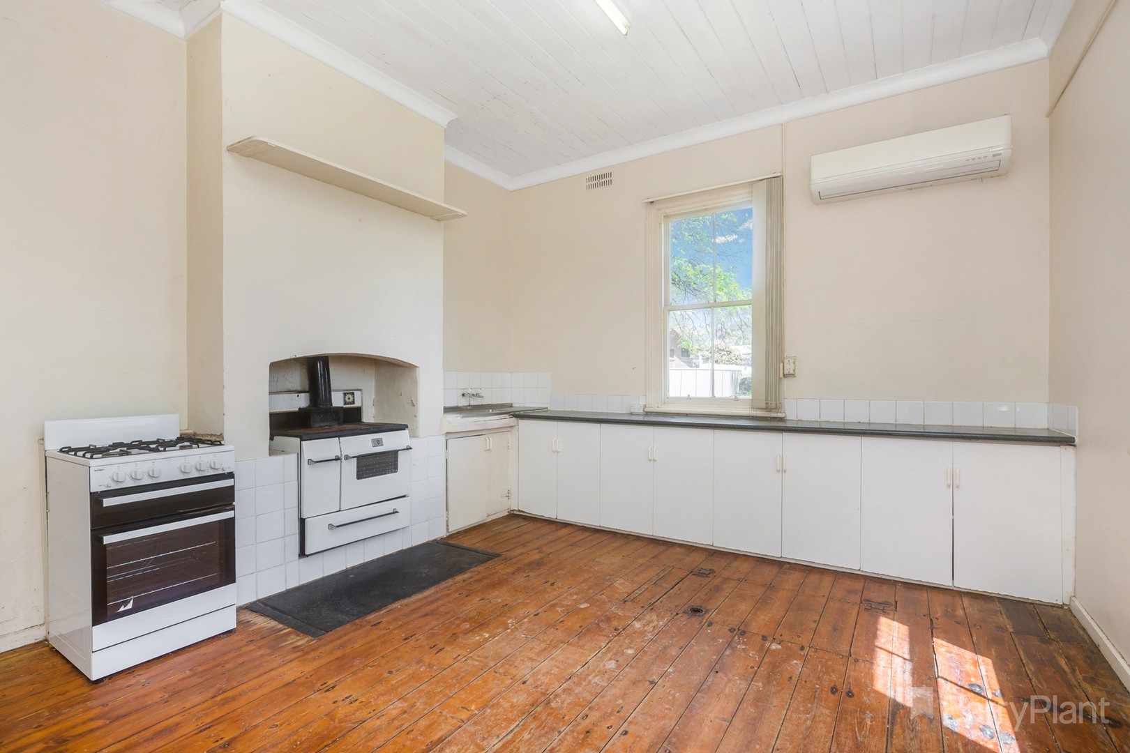 225 Arnold Street, North Bendigo, VIC 3550, North Bendigo - Thumbnail 2