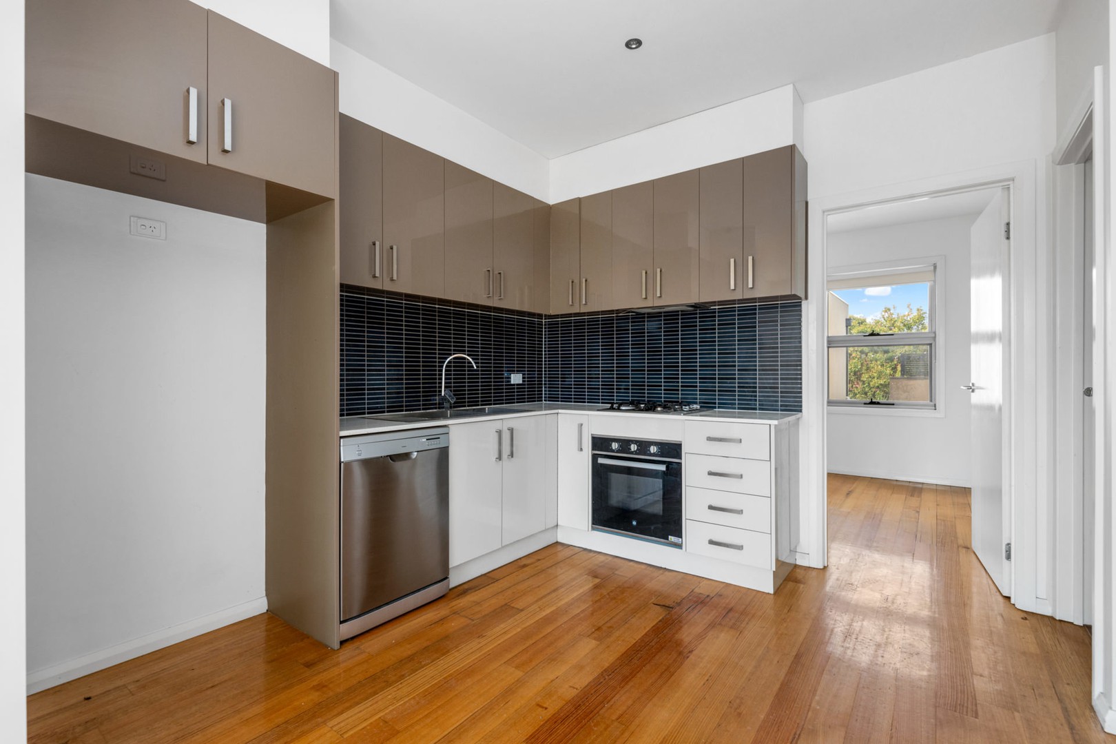 225 Melbourne Road, Rippleside, VIC 3215, Rippleside - Thumbnail 3