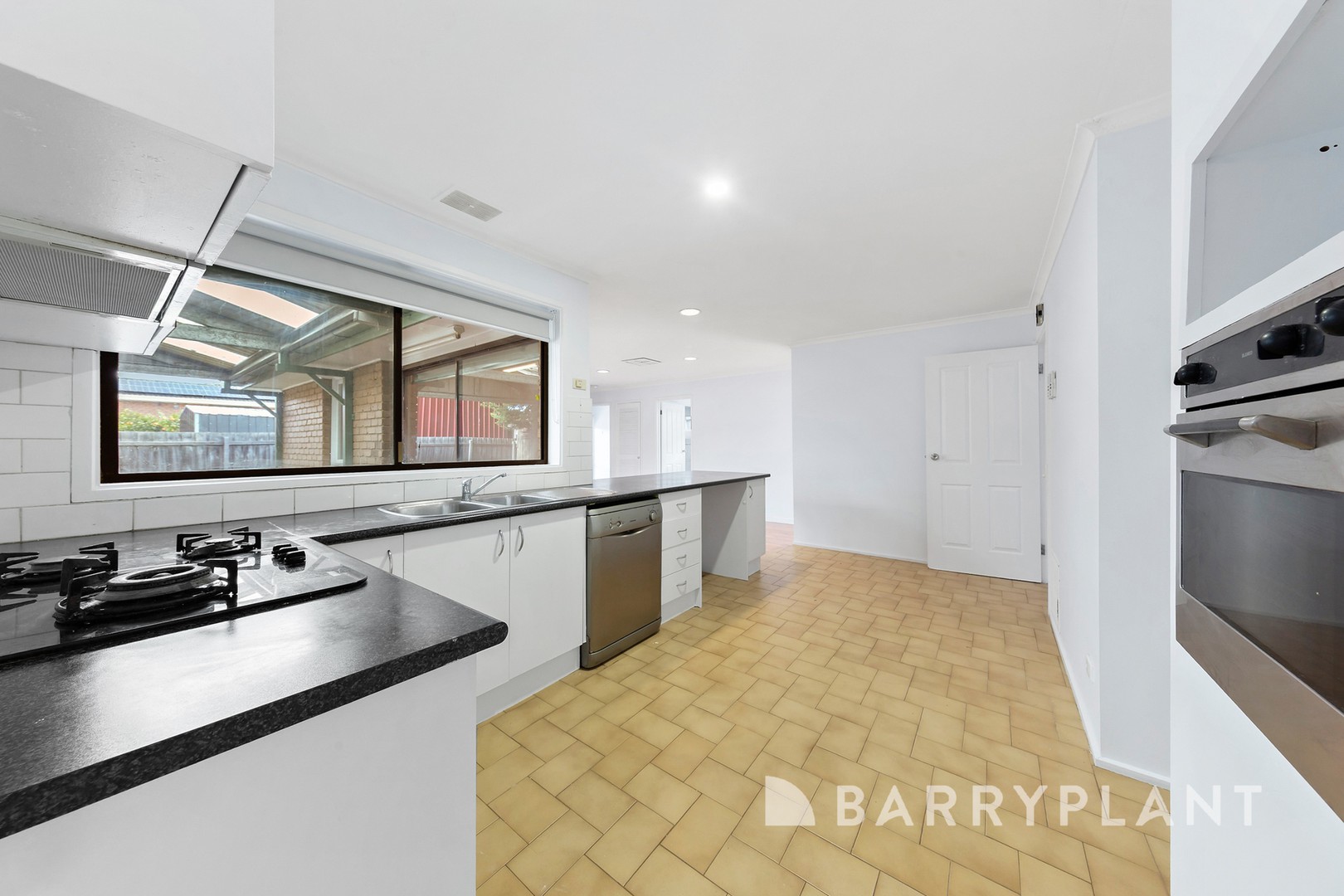 227 Sunshine Avenue, St Albans, VIC 3021, St Albans - Thumbnail 5