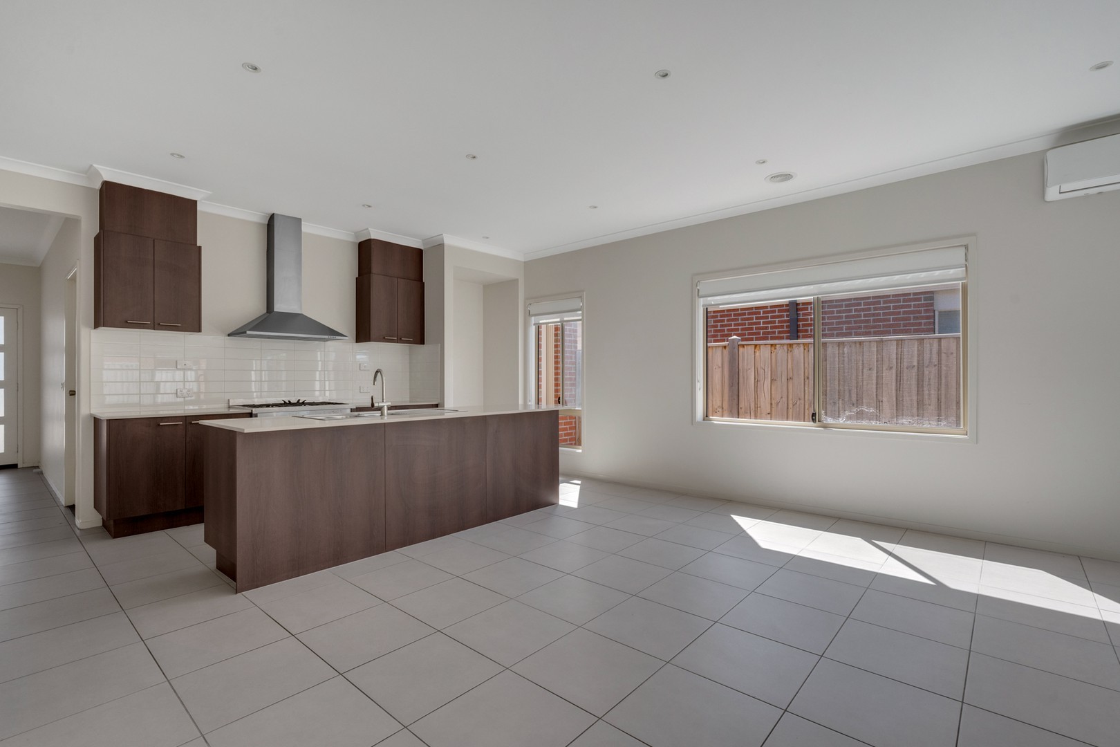 228 Forest Red Gum Drive, Mickleham, VIC 3064, Mickleham - Thumbnail 4