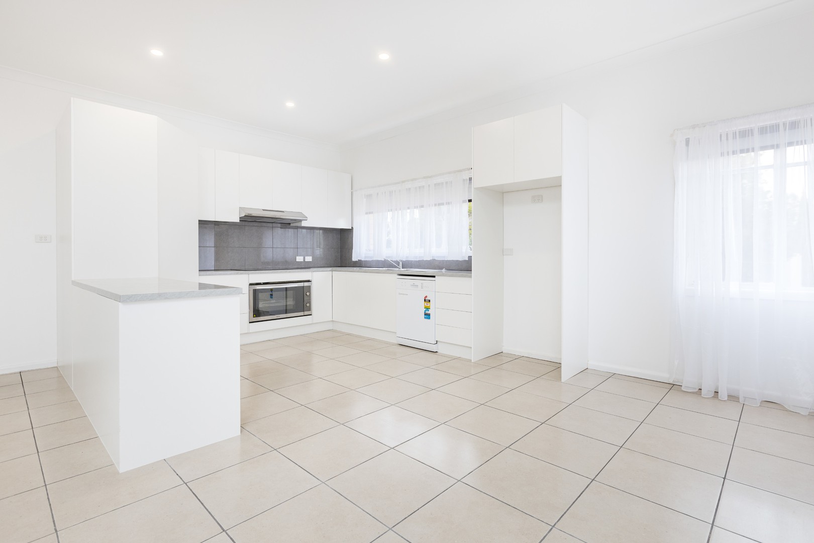 228 Walnut Avenue, Mildura, VIC 3500, Mildura - Thumbnail 3