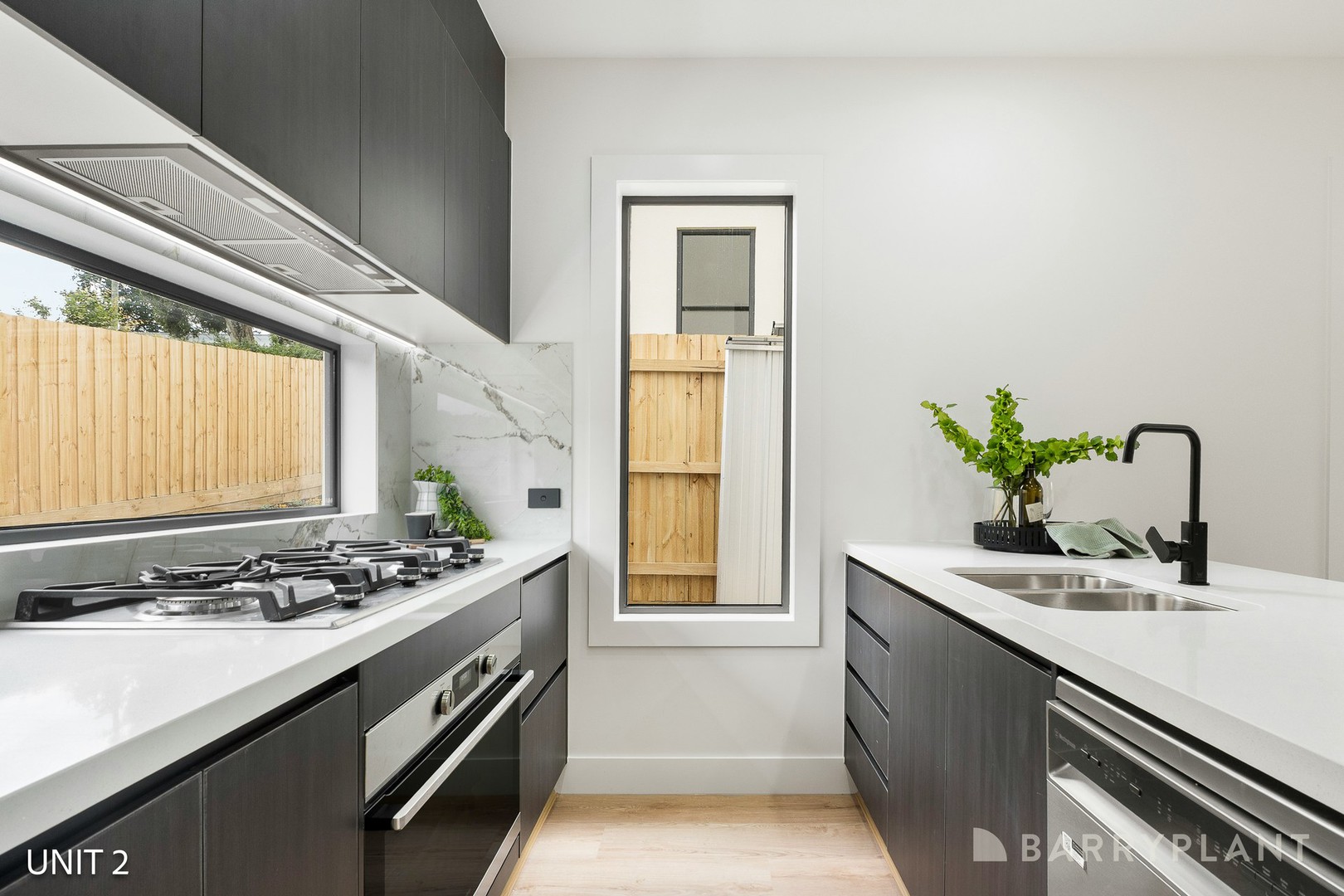 2&3/16 Hansen Road, Kilsyth, VIC 3137, Kilsyth - Thumbnail 6