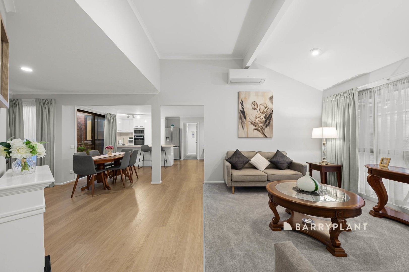 23 Adelaide Close, Berwick, VIC 3806, Berwick - Thumbnail 2