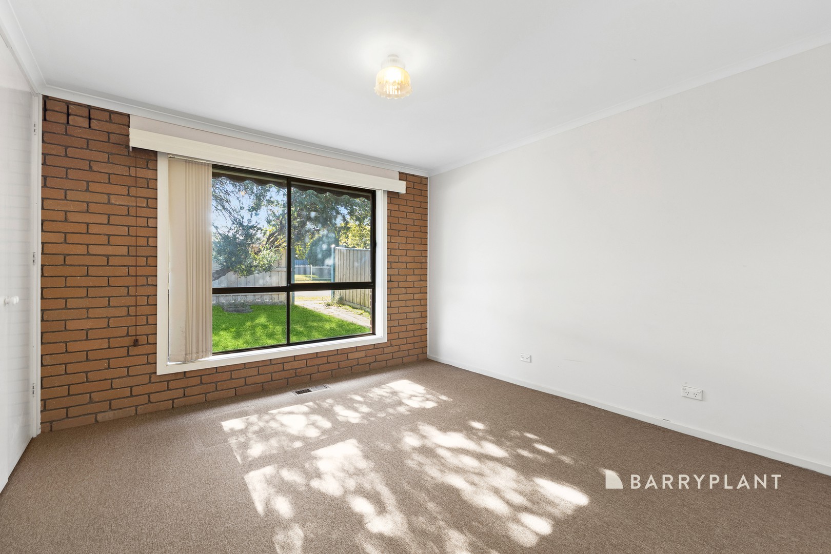 23 Ahern Road, Pakenham, VIC 3810, Pakenham - Thumbnail 6