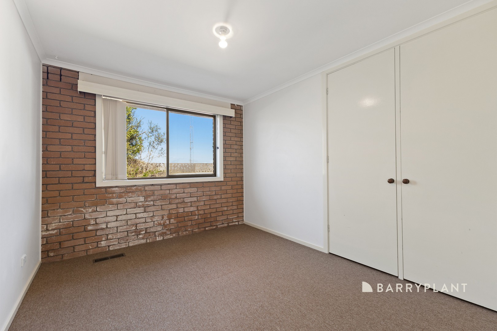 23 Ahern Road, Pakenham, VIC 3810, Pakenham - Thumbnail 7