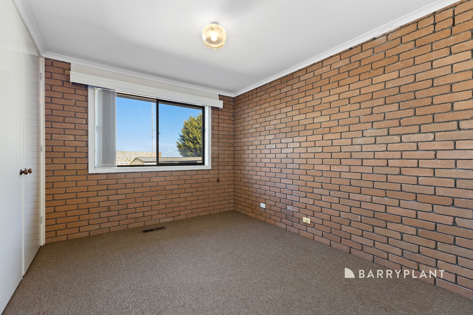23 Ahern Road, Pakenham, VIC 3810, Pakenham - Thumbnail 8