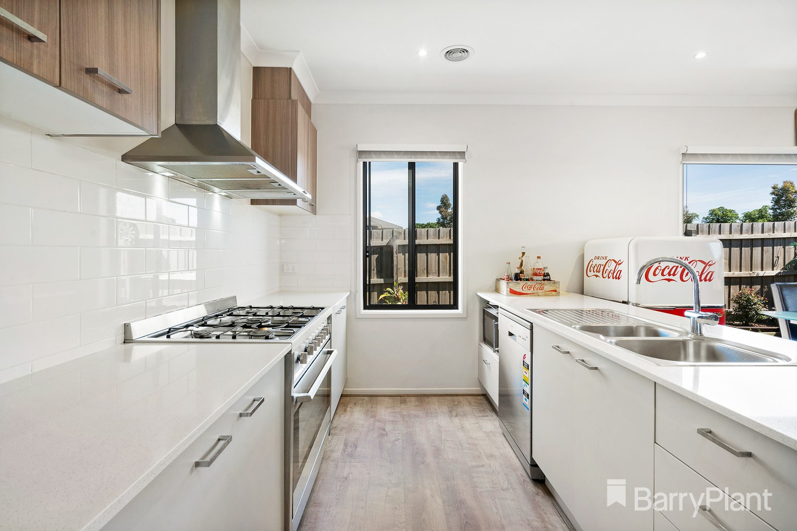 23 Allambi CourtCranbourne North, VIC 3977, Cranbourne North - Thumbnail 2