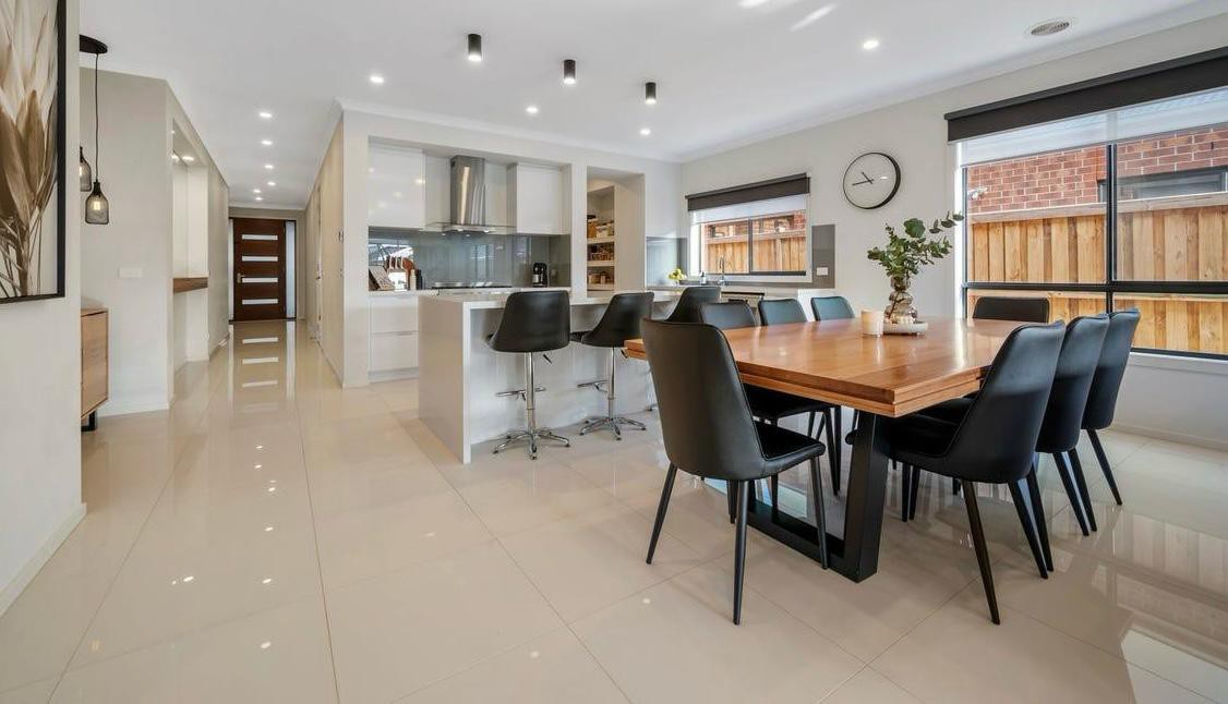 23 Apsley Way, Thornhill Park, VIC 3335, Thornhill Park - Thumbnail 2