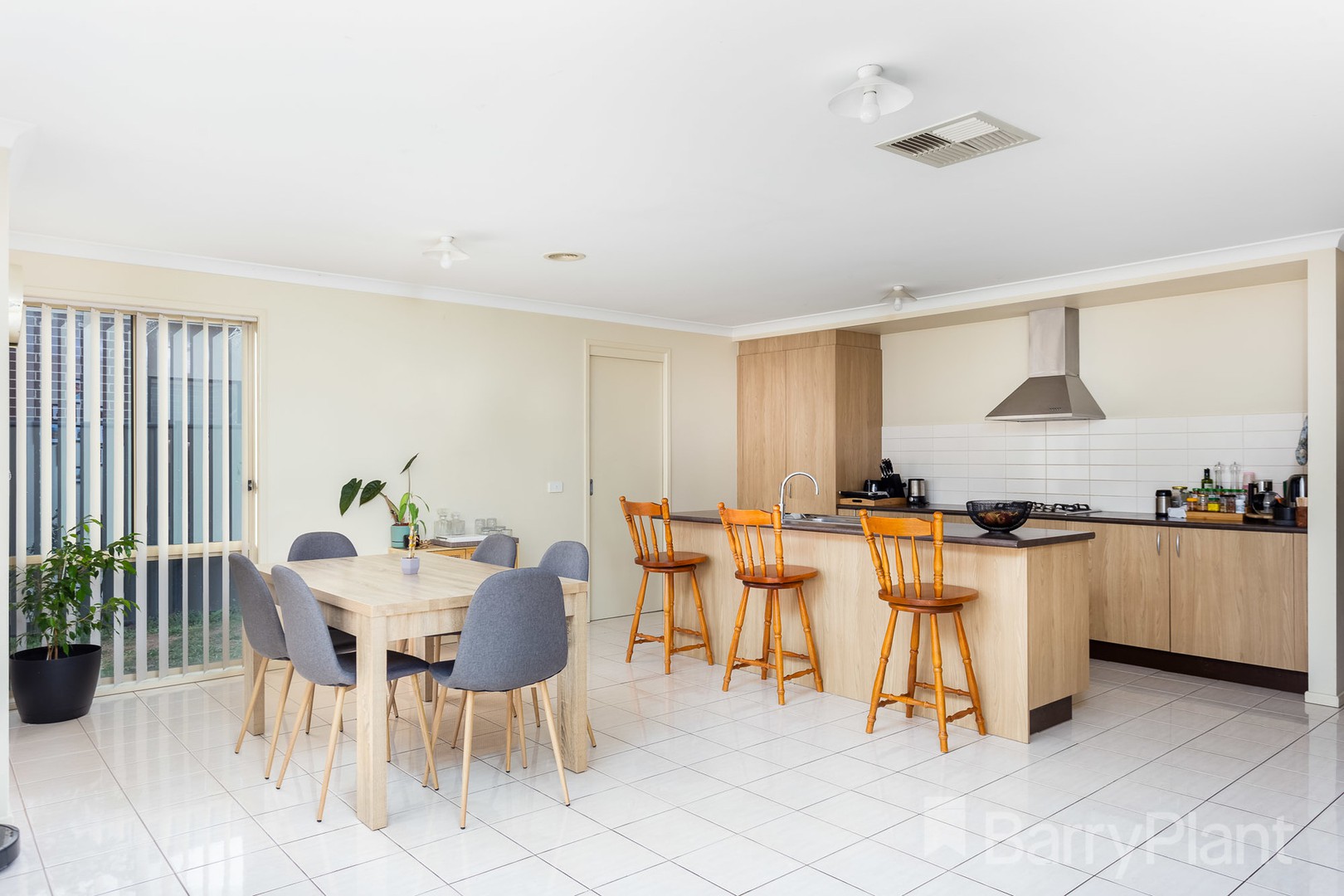 23 Breasley Parkway, Point Cook, VIC 3030, Point Cook - Thumbnail 4