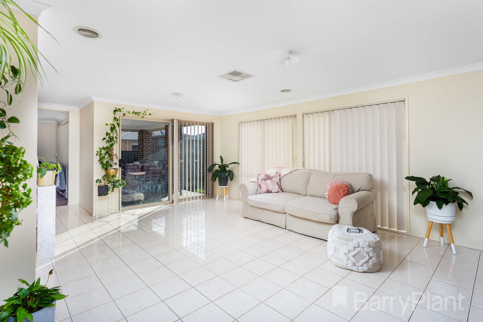 23 Breasley Parkway, Point Cook, VIC 3030, Point Cook - Thumbnail 5