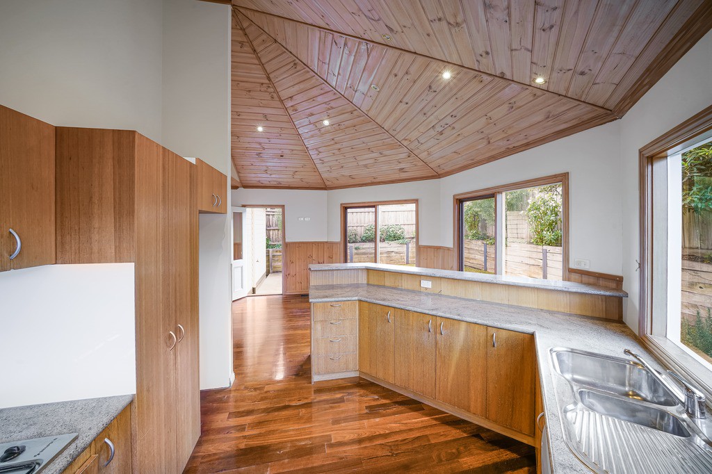 23 Brolga Crescent, Wandana Heights, VIC 3216, Wandana Heights - Thumbnail 2
