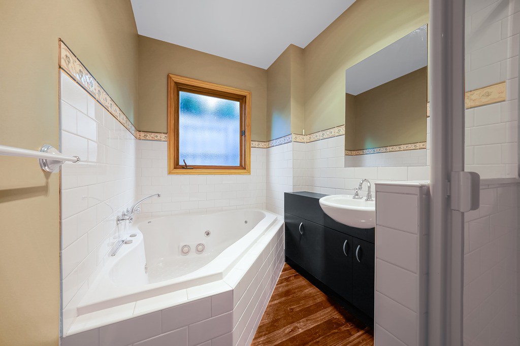 23 Brolga Crescent, Wandana Heights, VIC 3216, Wandana Heights - Thumbnail 5