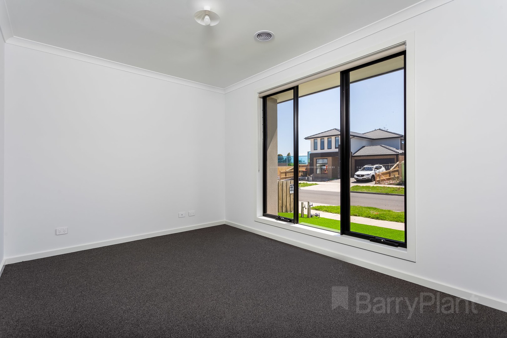 23 Bruckner Drive, Point Cook, VIC 3030, Point Cook - Thumbnail 2