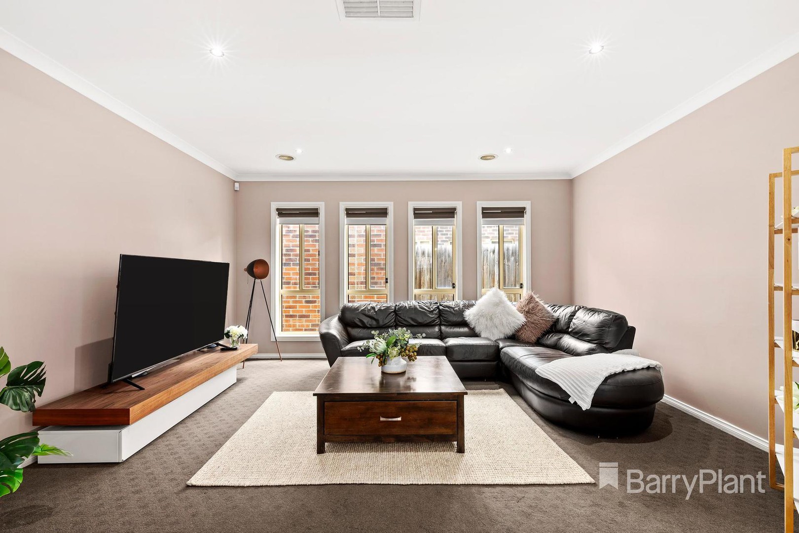 23 Carinya Crescent, South Morang, VIC 3752, South Morang - Thumbnail 2