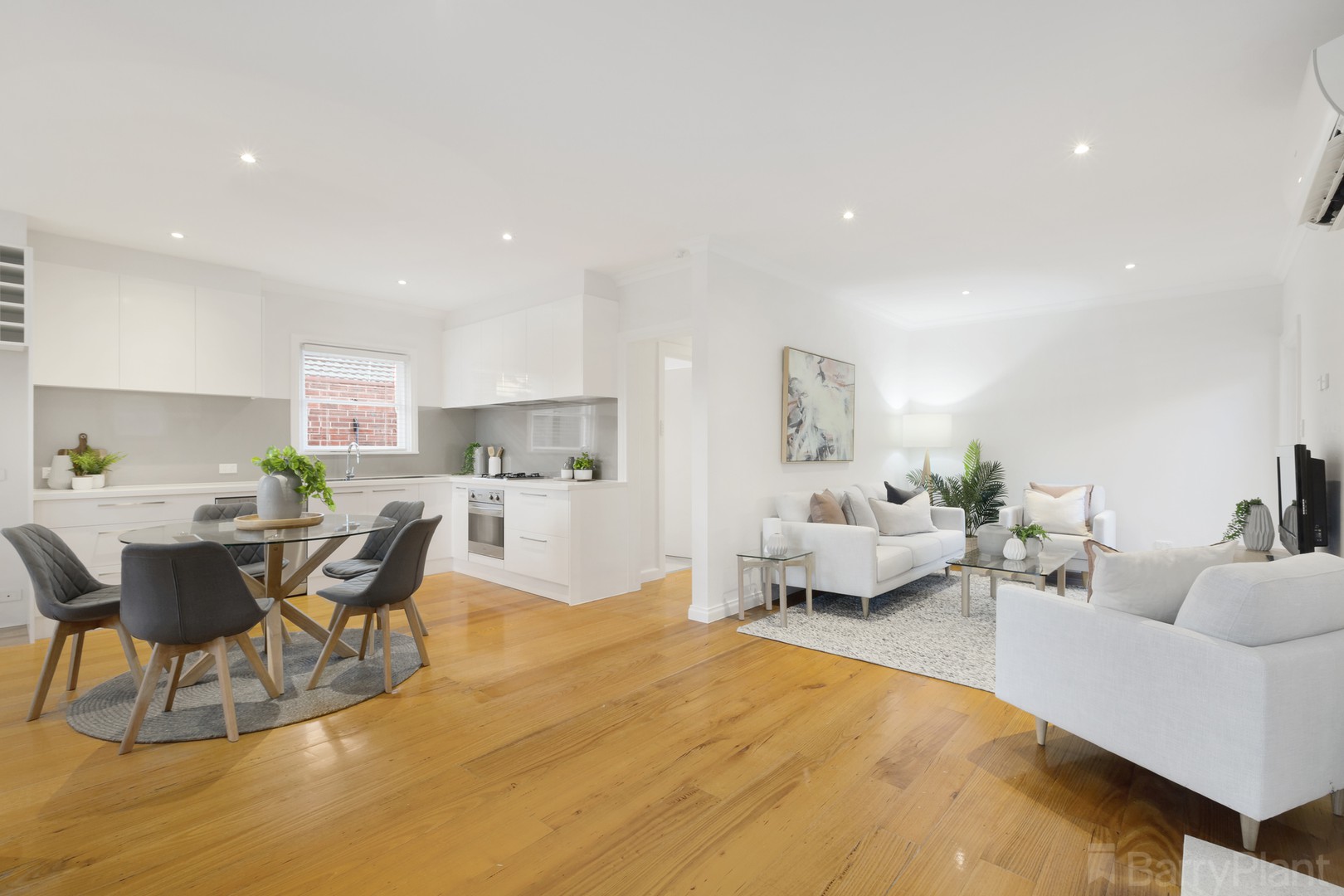 23 Caroline Street, Ringwood, VIC 3134, Ringwood - Thumbnail 3