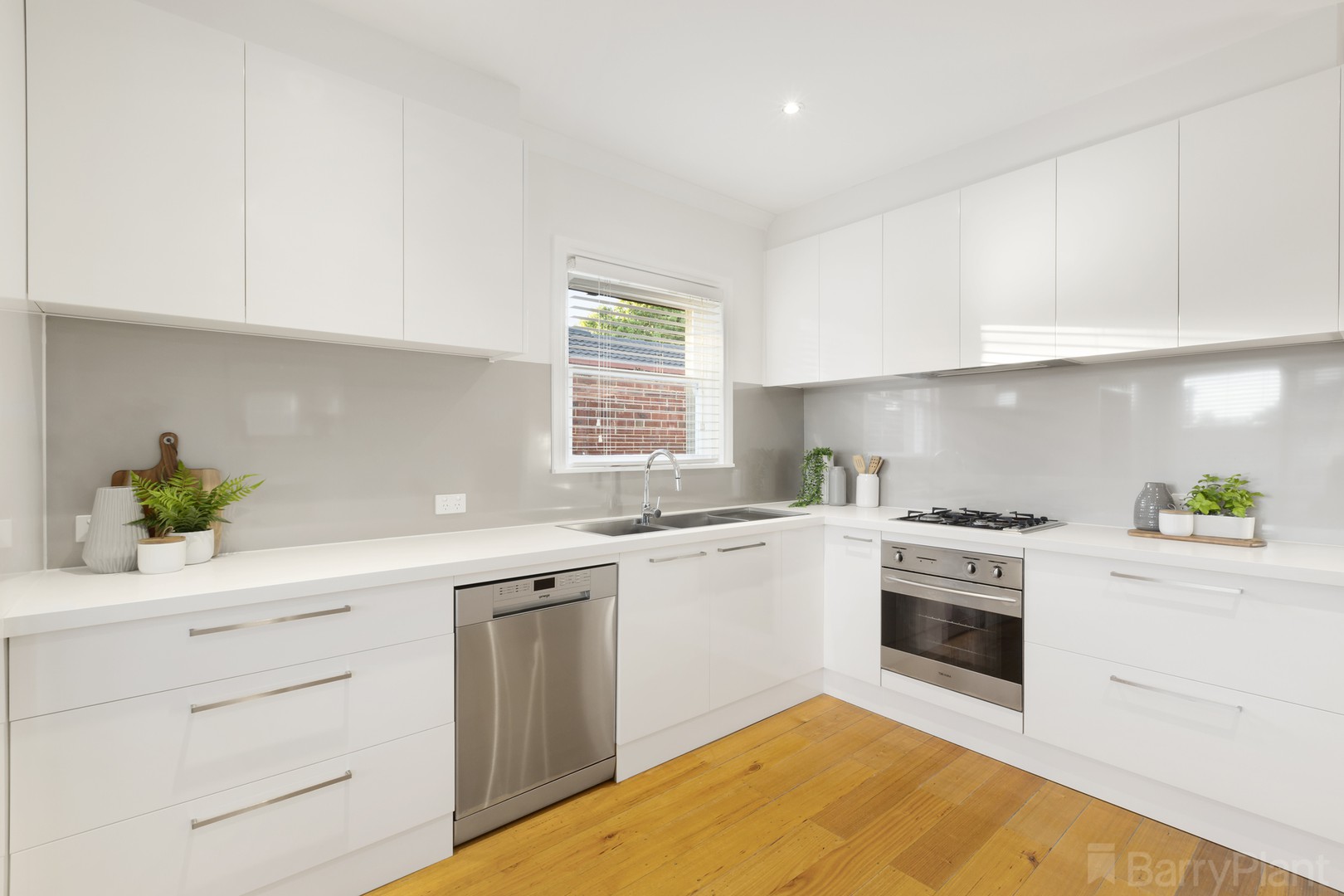 23 Caroline Street, Ringwood, VIC 3134, Ringwood - Thumbnail 5
