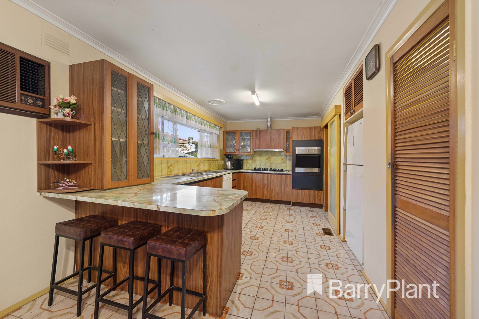 23 Chedgey Drive, St Albans, VIC 3021, St Albans - Thumbnail 4