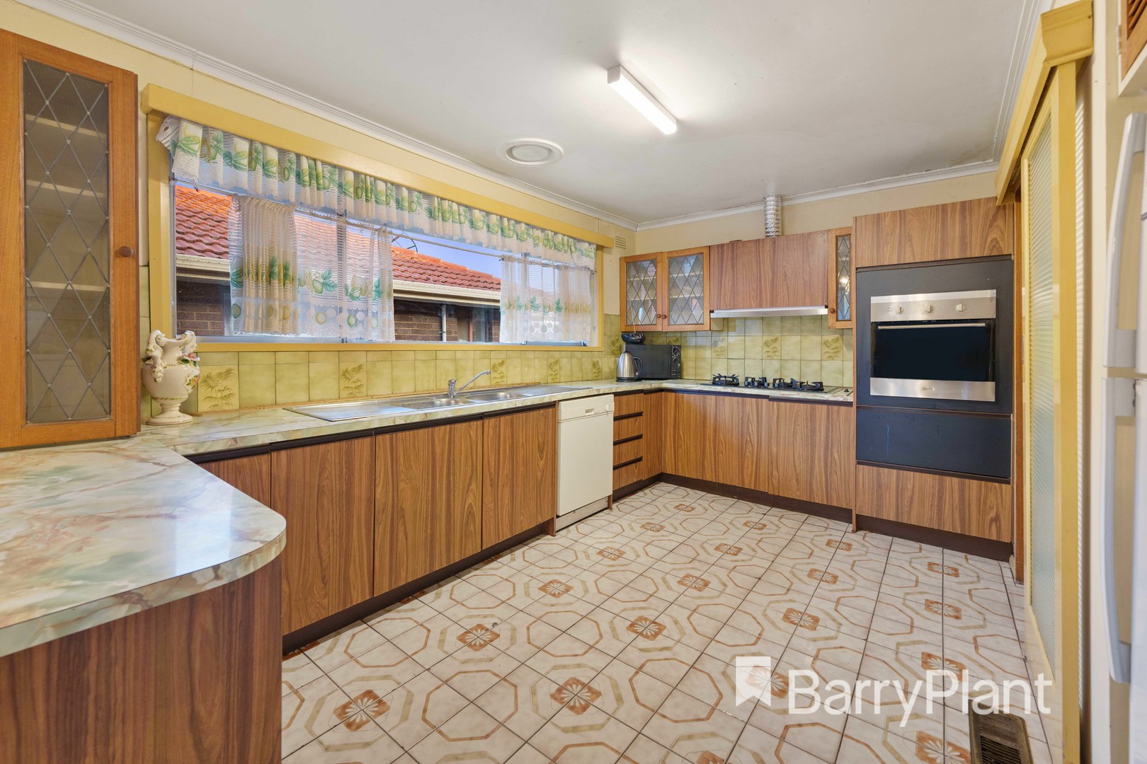 23 Chedgey Drive, St Albans, VIC 3021, St Albans - Thumbnail 5
