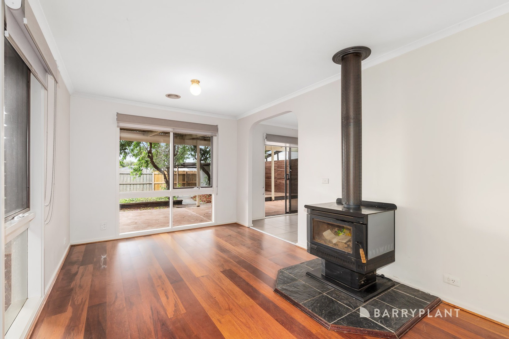 23 Chestnut Road, Mill Park, VIC 3082, Mill Park - Thumbnail 3