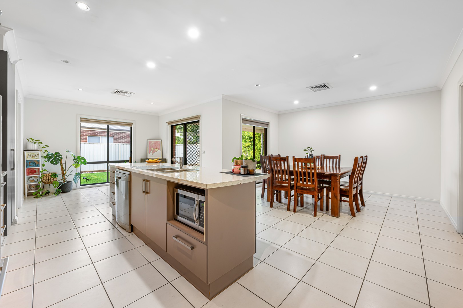23 Condor Drive, Mildura, VIC 3500 - Thumbnail 2 - 27/04/2026