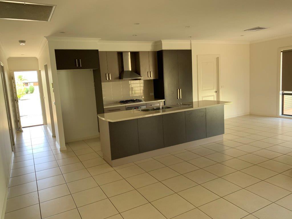 23 Condor Drive, Mildura, VIC 3500, Mildura - Thumbnail 3