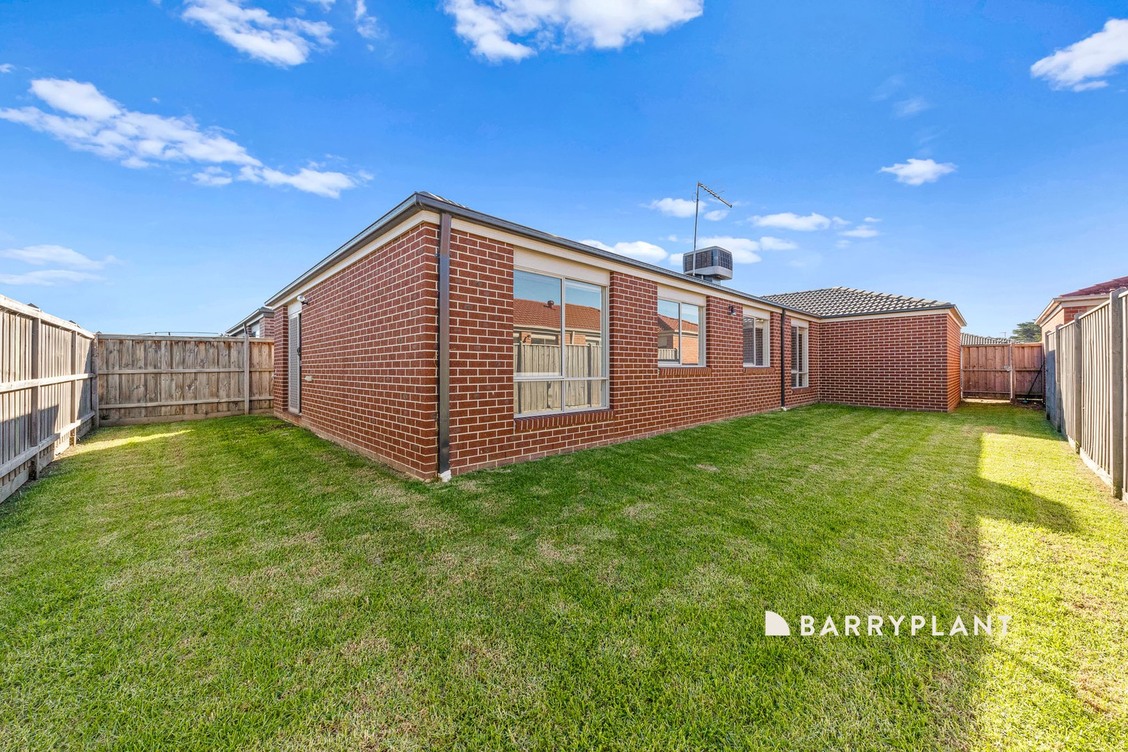 23 Copper Beech Road, Beaconsfield, VIC 3807, Beaconsfield - Thumbnail 3