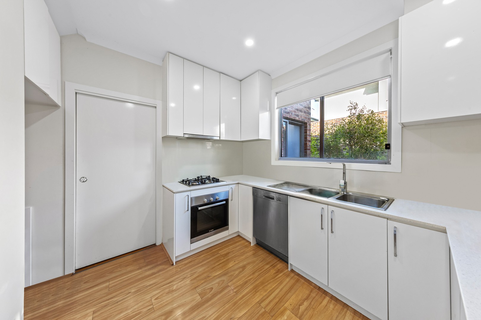 23 Cowra Avenue, St Albans, VIC 3021, St Albans - Thumbnail 4