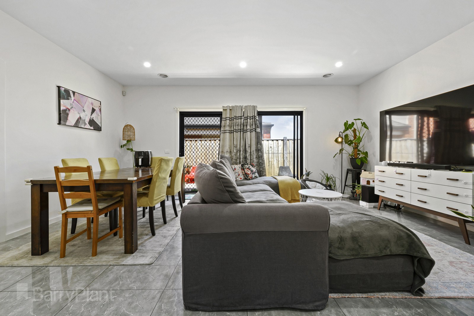 23 Creston Street, Point Cook, VIC 3030, Point Cook - Thumbnail 2