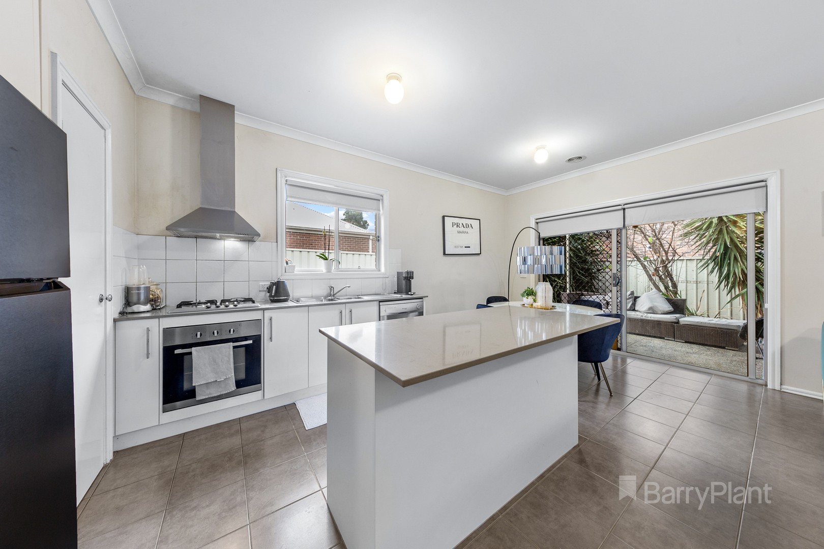 23 Daly Circuit, Caroline Springs, VIC 3023, Caroline Springs - Thumbnail 3