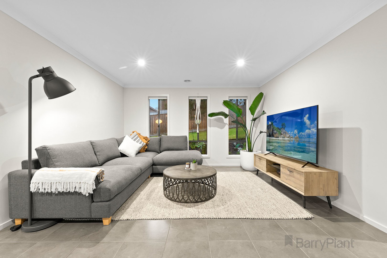 23 Davidson Street, Pakenham, VIC 3810, Pakenham - Thumbnail 2