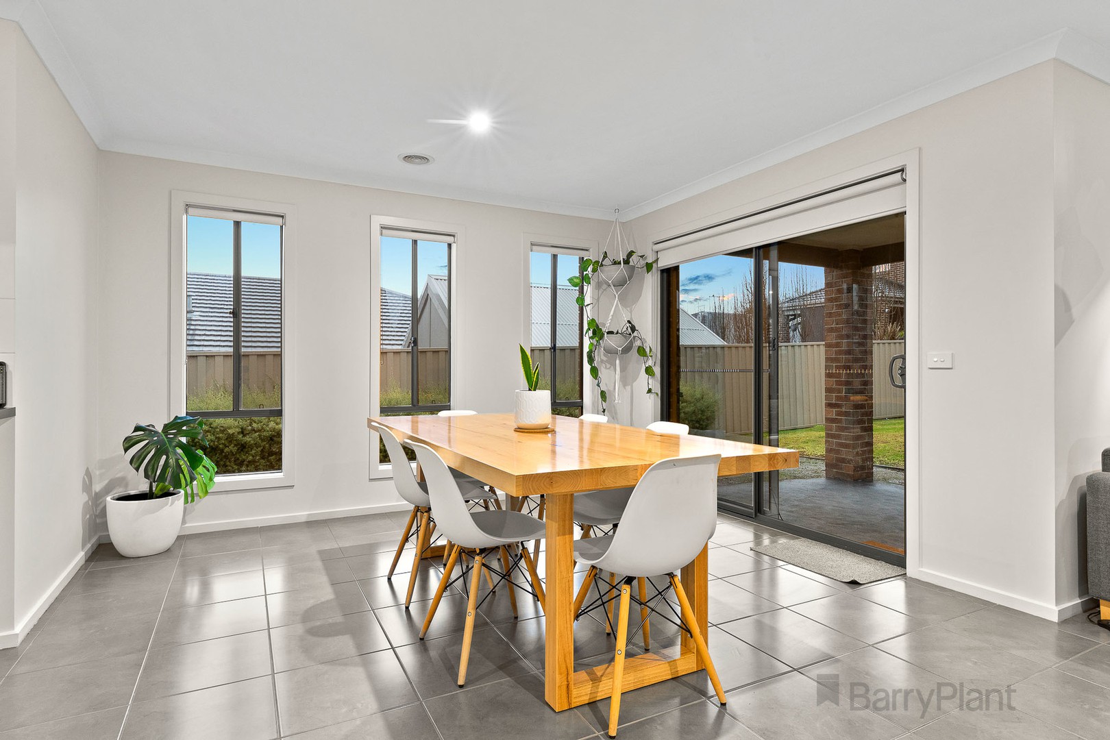 23 Davidson Street, Pakenham, VIC 3810, Pakenham - Thumbnail 6