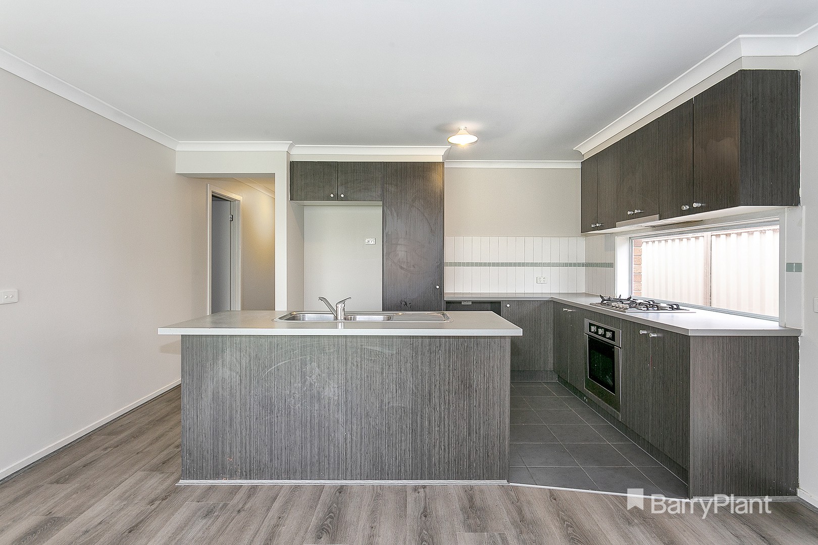 23 Debra Avenue, Pakenham, VIC 3810, Pakenham - Thumbnail 3