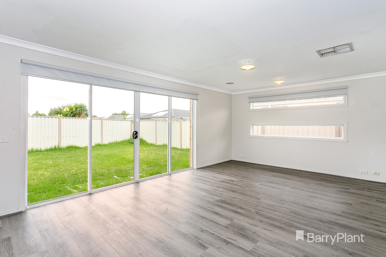 23 Debra Avenue, Pakenham, VIC 3810, Pakenham - Thumbnail 4