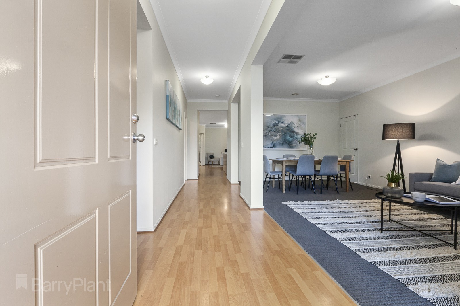 23 Drysdale CrescentPoint Cook, VIC 3030, Point Cook - Thumbnail 4